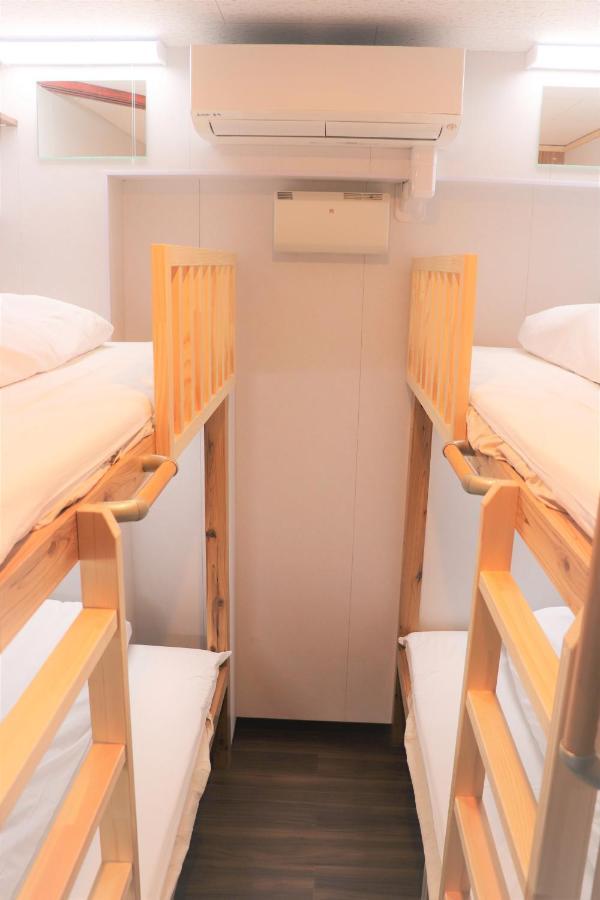 פוקואוקה Jam Hostel Hakata Station Front מראה חיצוני תמונה